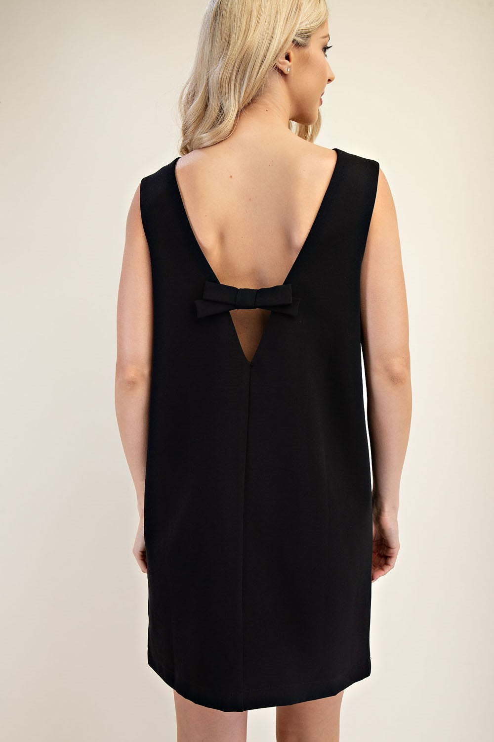 Round Neck Sleeveless Mini Dress