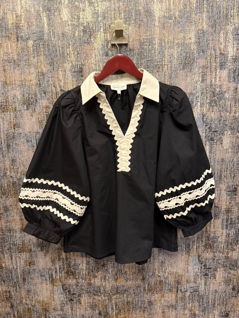 Ric Rac Puff Sleeve Top