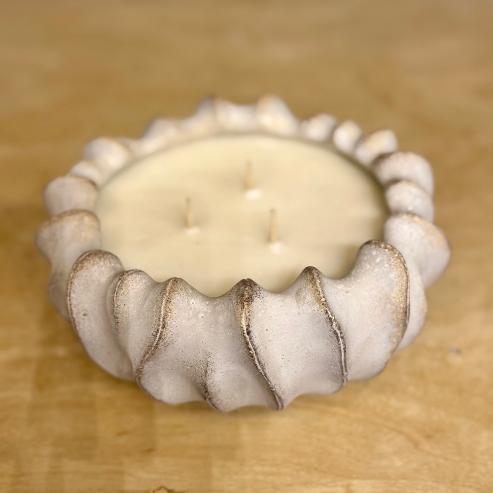 No. 73 Scalloped Candle