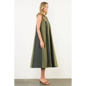 Sleeveless Colorblock Maxi Dress