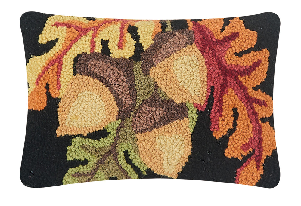 Acorn W/Leaves Hook Pillow Poly Filled