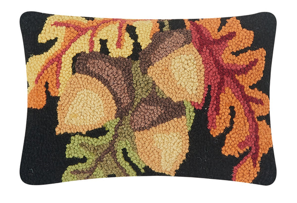Acorn W/Leaves Hook Pillow Poly Filled