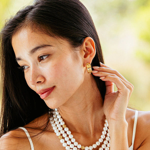 Berry Classic Small Hoop Earrings