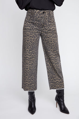 Renuar Wide Leg Cropped Denim Pants - Leopard
