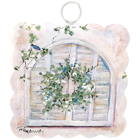 Mini Scallop Art Gray Shutters