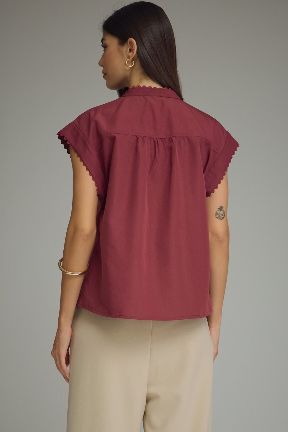 Scalloped Cap Sleeve Top